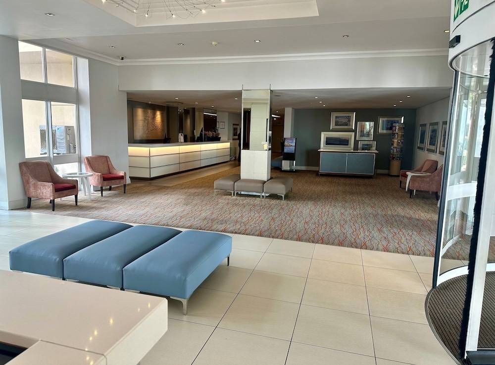 Garden Court Nelson Mandela Boulevard 2