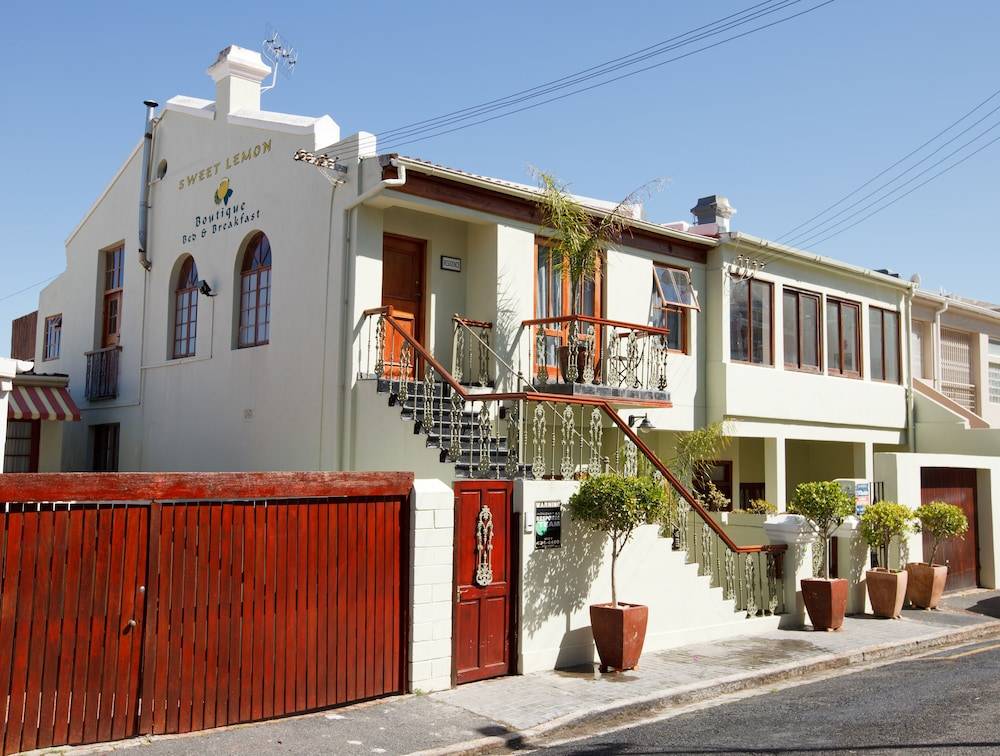 Sweet Lemon Boutique Bed & Breakfast 1