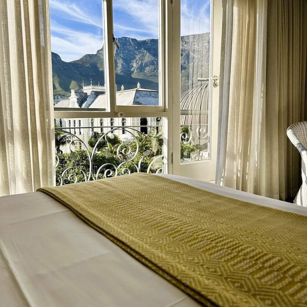 Cape Town Hollow Boutique Hotel CBD 1