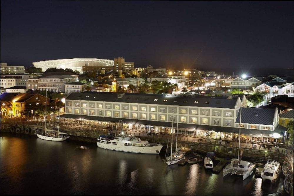 Victoria & Alfred Hotel by NEWMARK 1