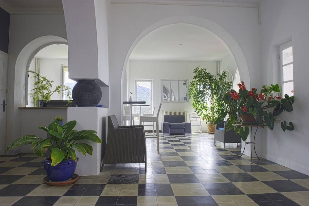 Azur Hotel 2