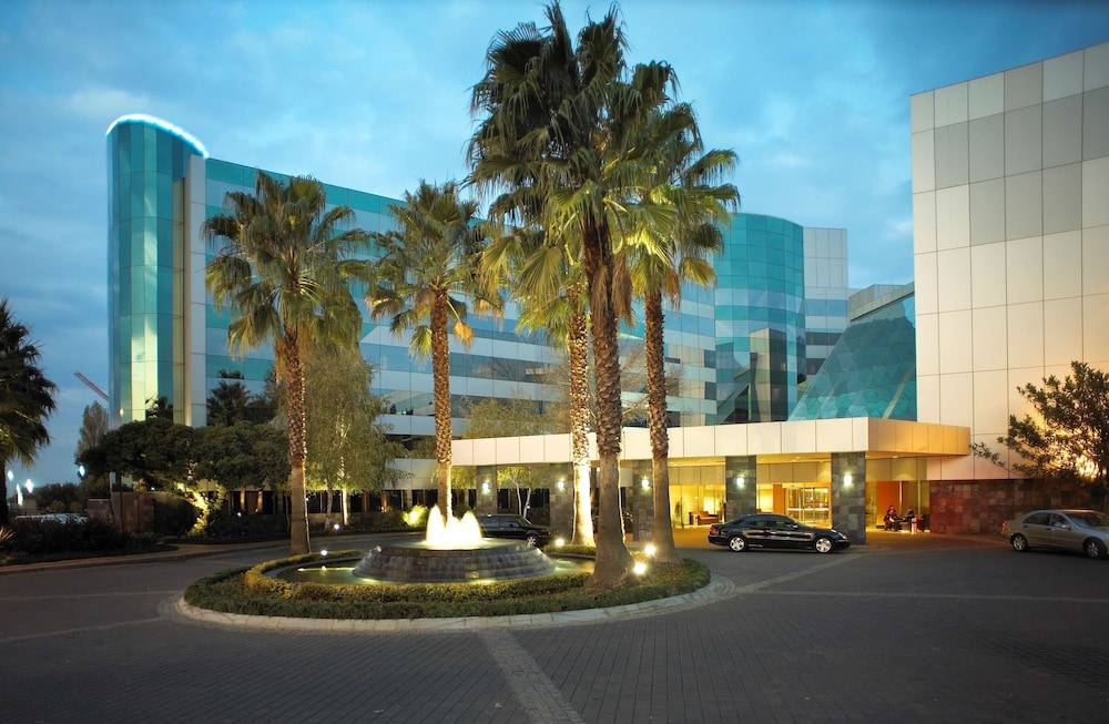 Southern Sun OR Tambo International Airport 1