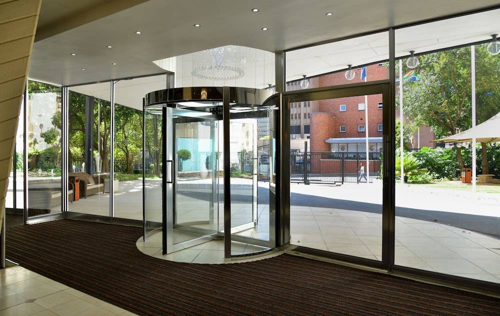 The Parktonian All Suite Hotel 2
