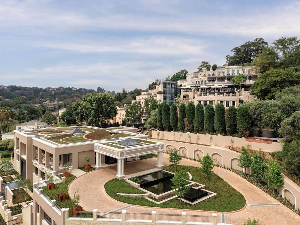 Four Seasons Hotel The Westcliff 1