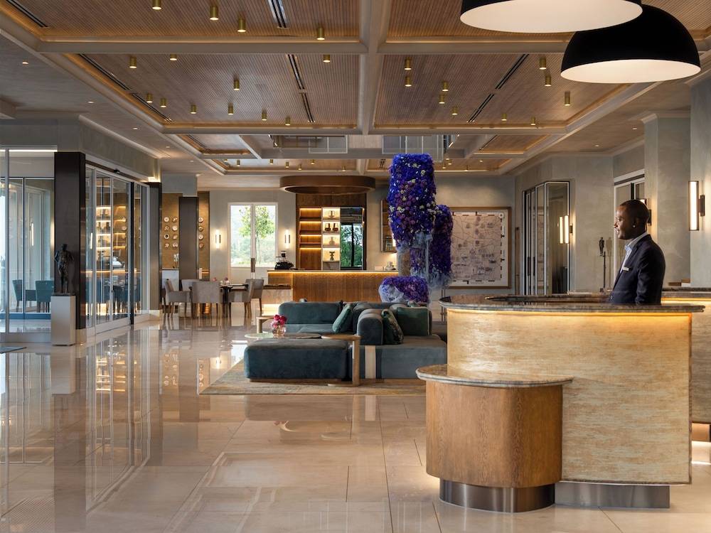 Four Seasons Hotel The Westcliff 2