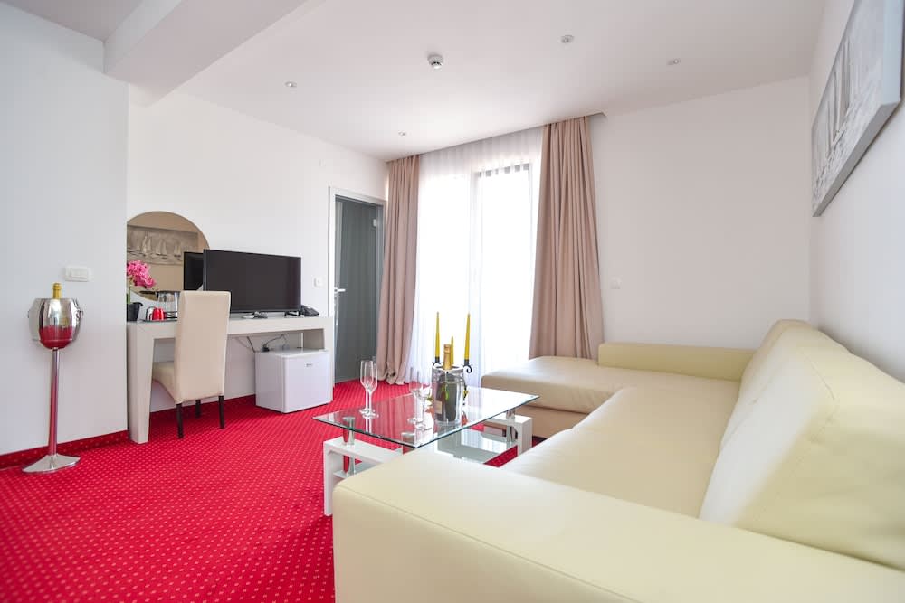 Hotel La mer 2