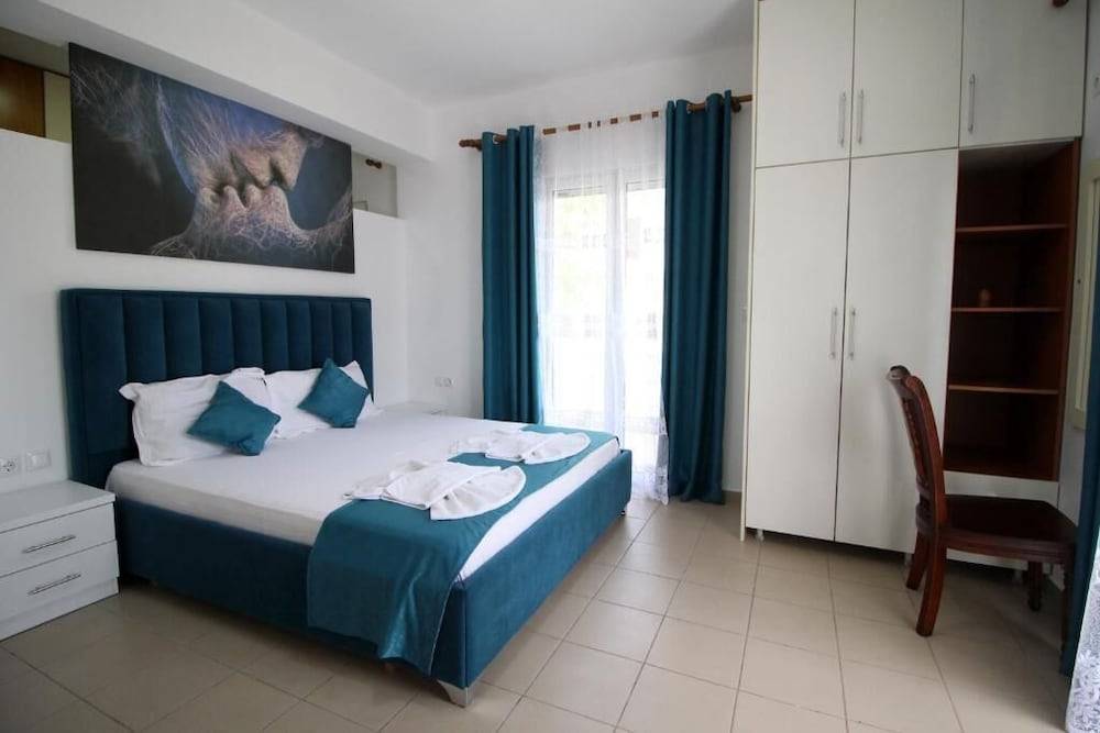 Hotel Vila Kapllani 1