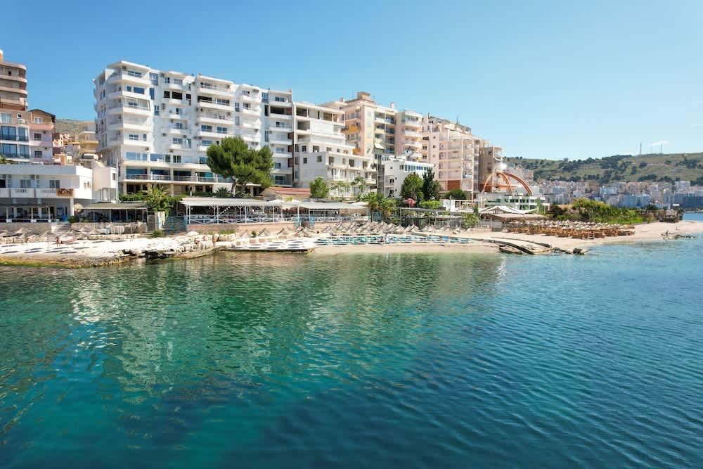 Oceanic Overview Suites 1