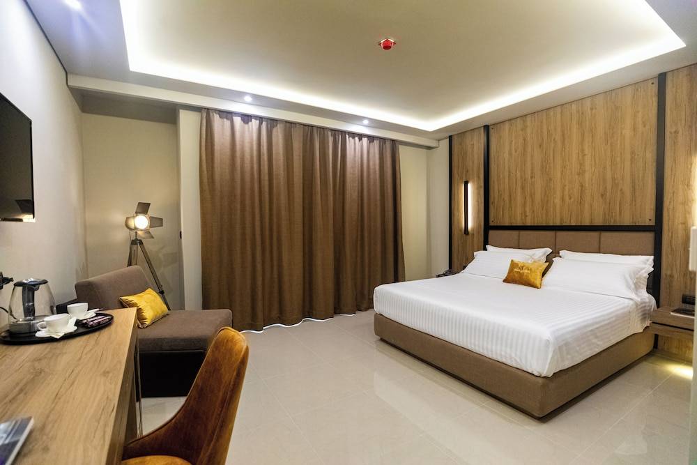 Kraal Hotel Vlore 2