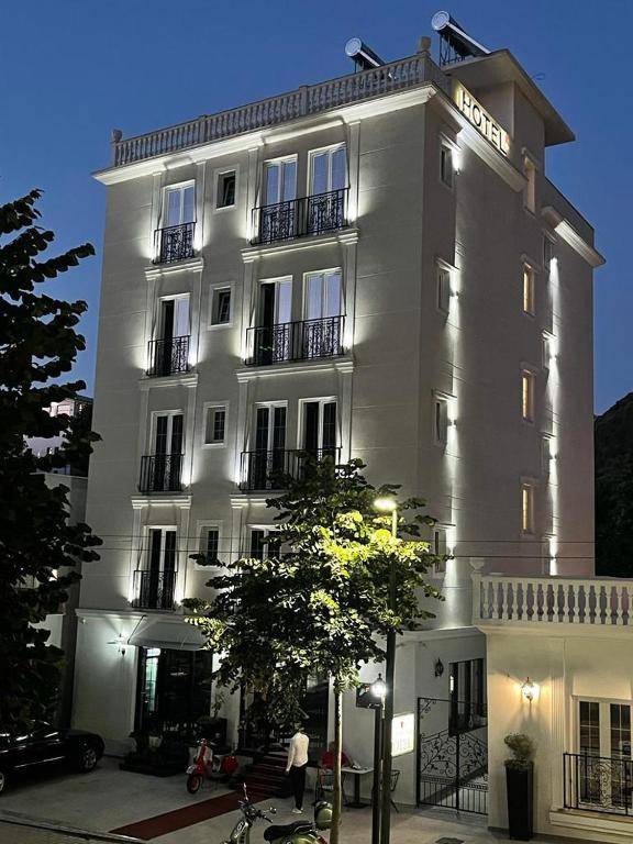 Ruby Palace 2