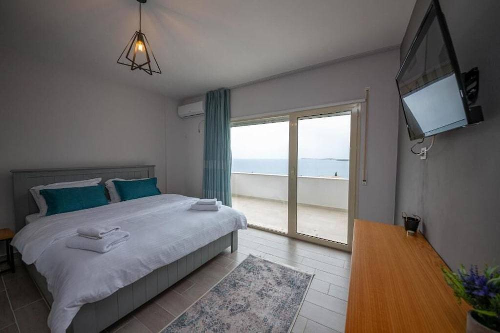 Aerial Hotel & Spa 1