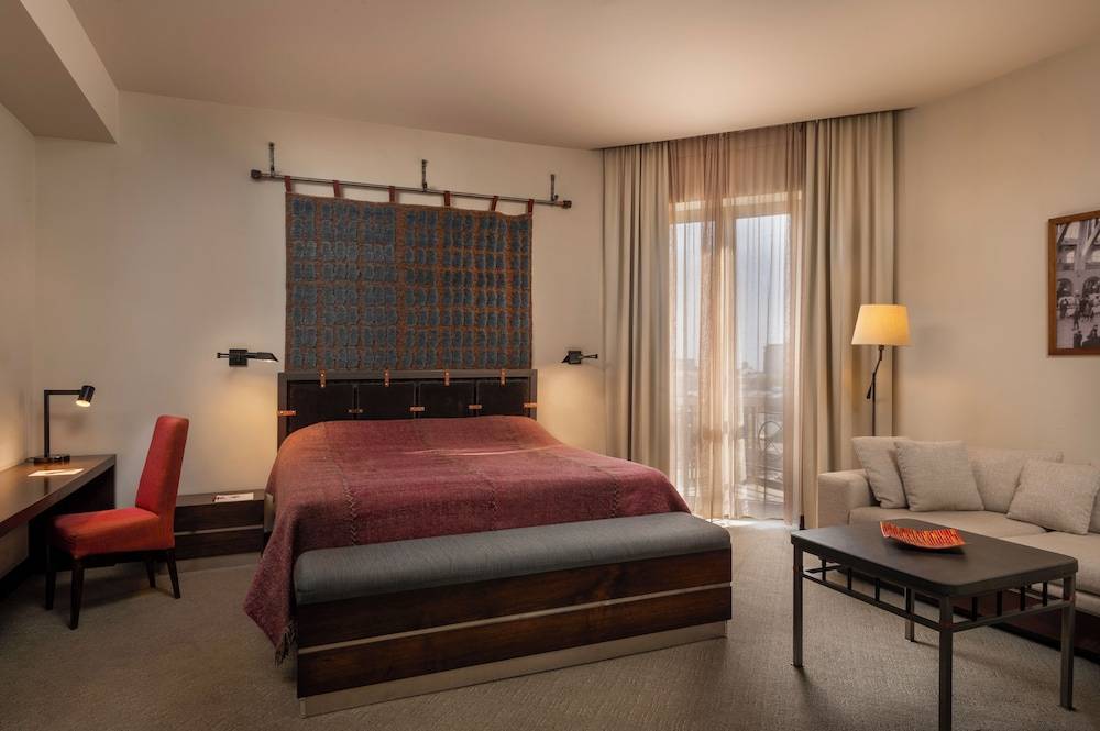 Tufenkian Historic Yerevan Hotel 1