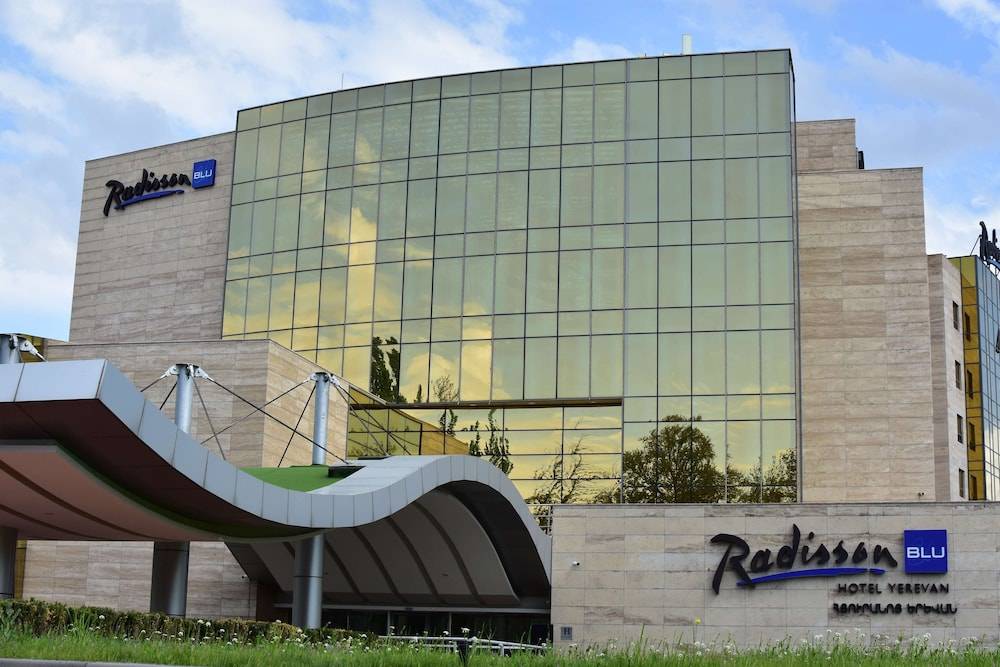 Radisson BLU Hotel Yerevan 1