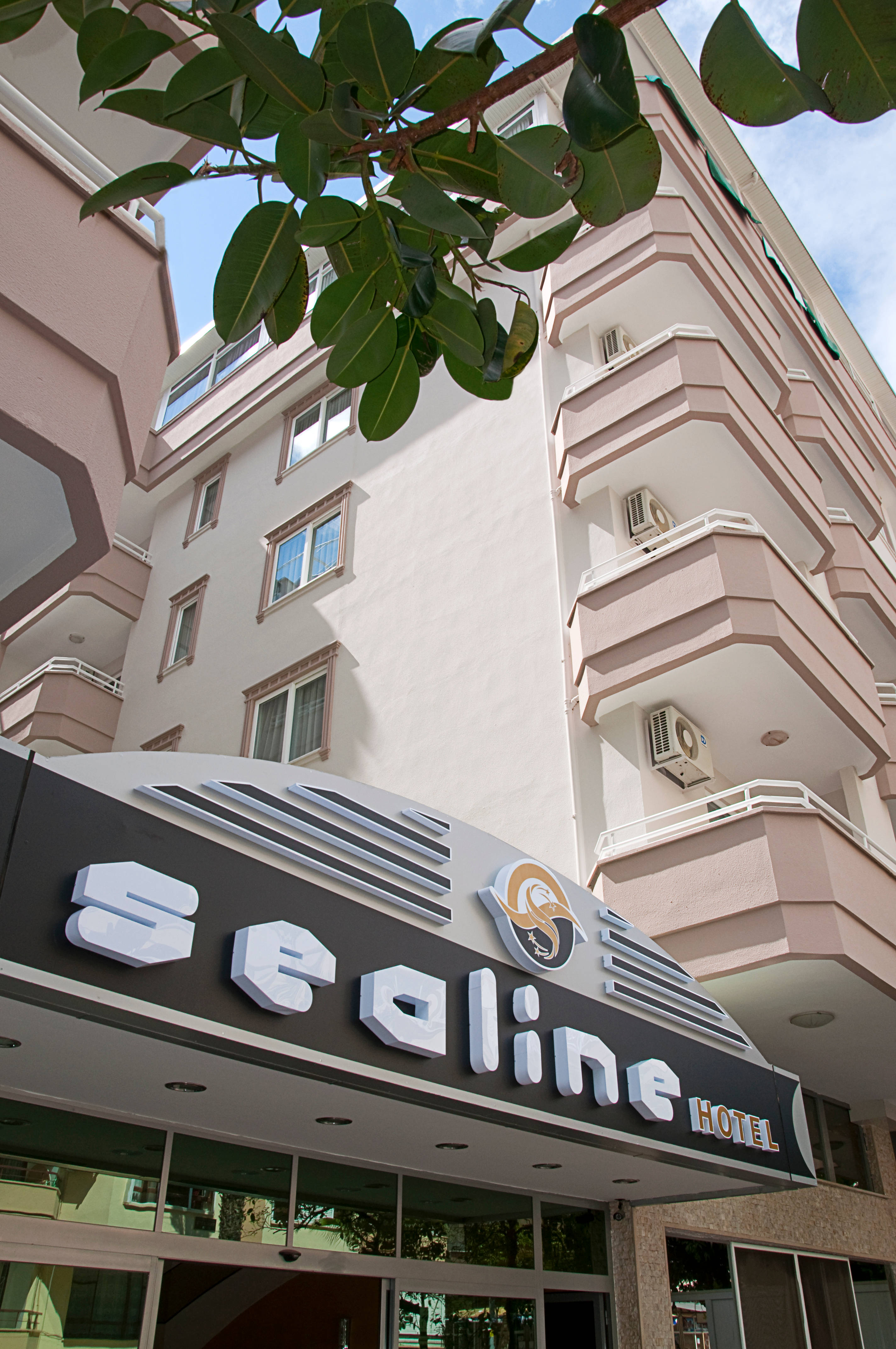Sealine Hotel 2