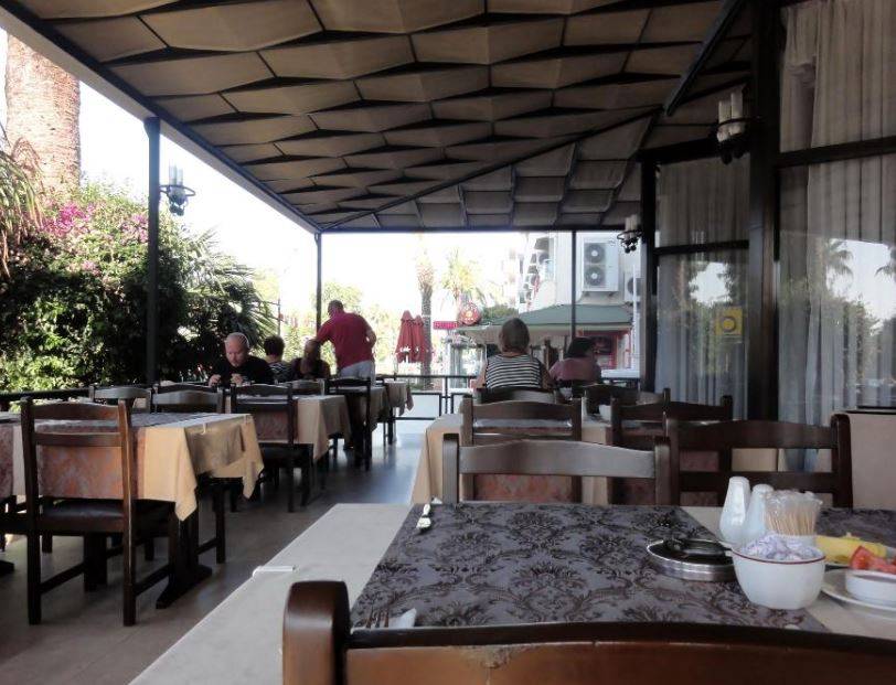 BOULEVARD OTEL 2