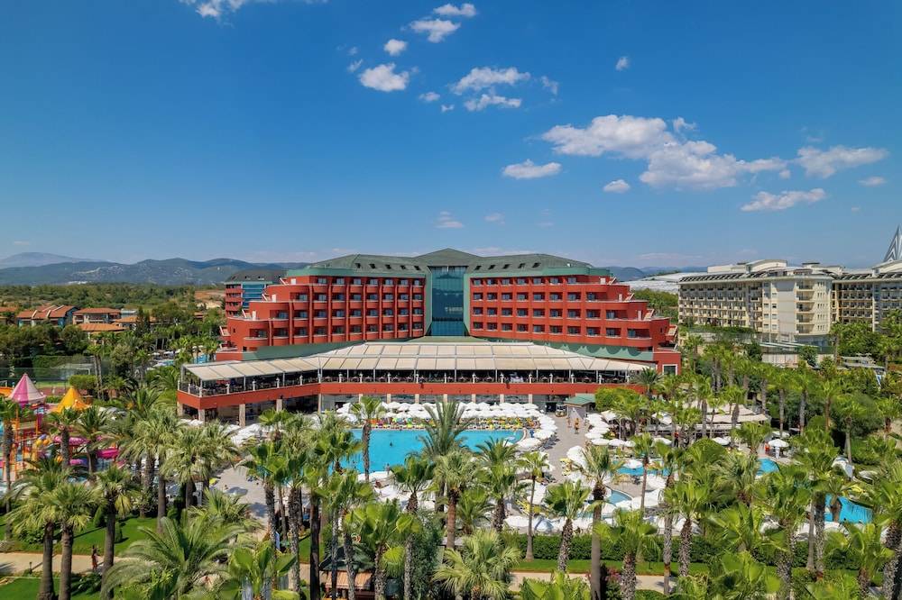 Delphin Deluxe Resort 1