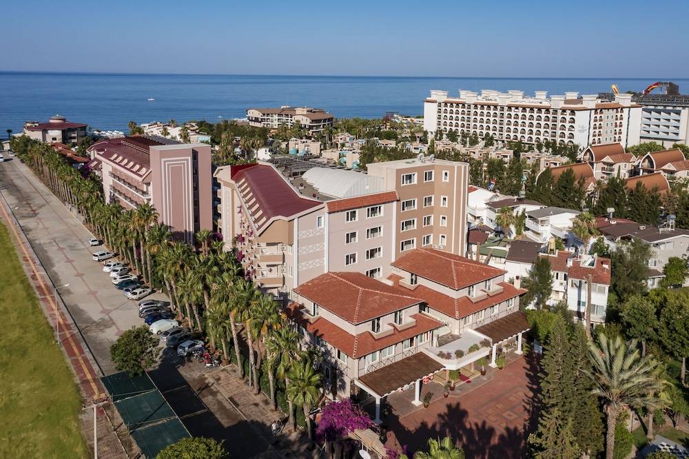 Club Dizalya Hotel 1