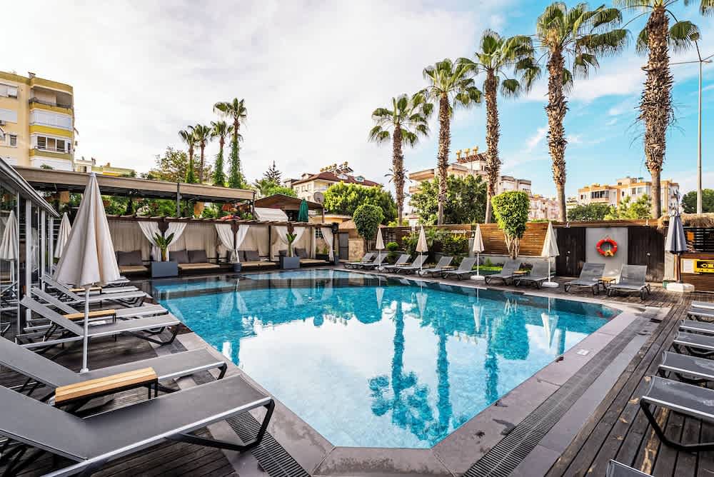 HMA Hotel & Suites 1
