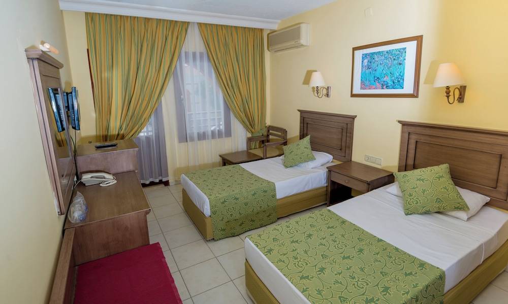 Club Tropical Beach Hotel - All Inclusive 1