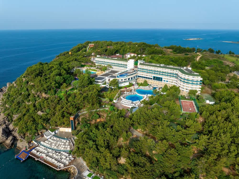 A Good Life Utopia Family Resort 1