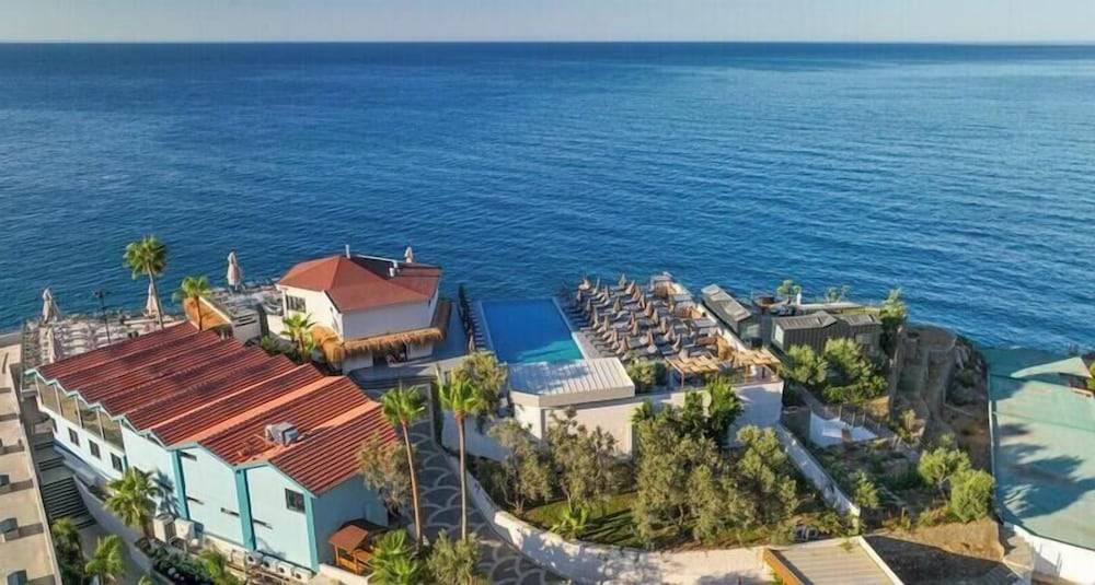 Ada Port Hotel - Adults Only 1