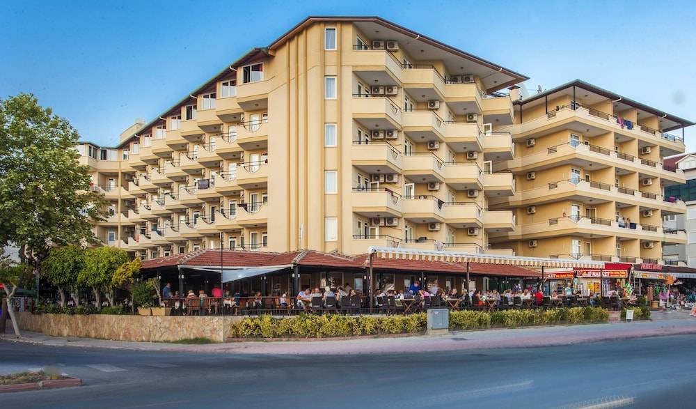 Kleopatra Beach Hotel 1