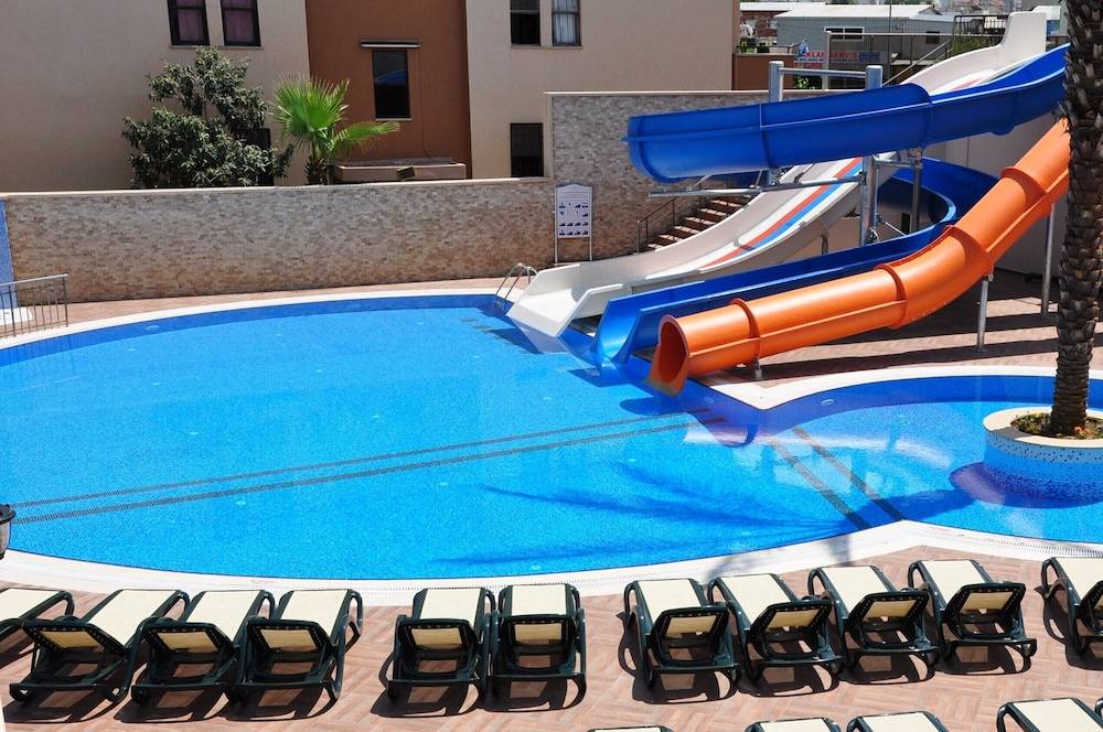 Almera Park Apart Hotel 1