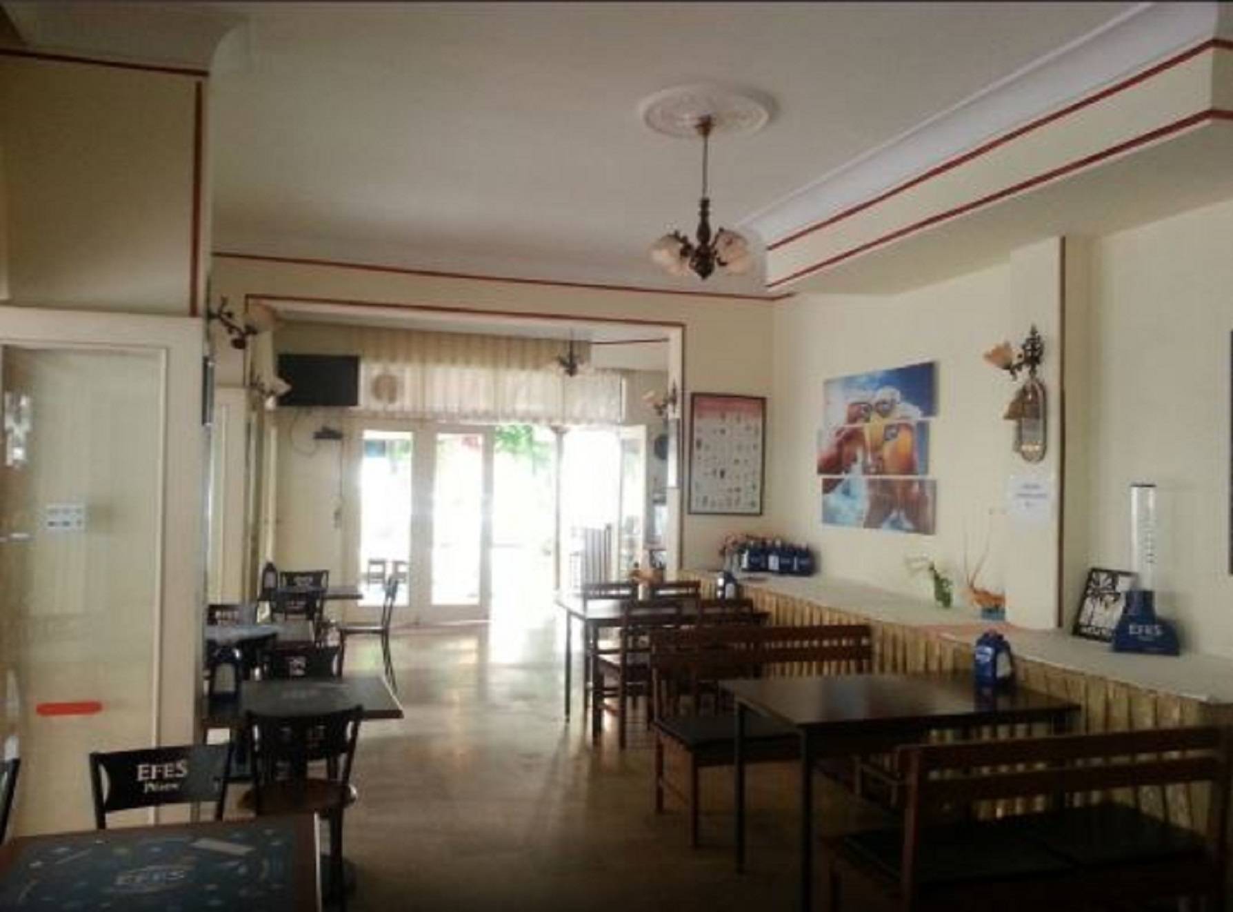 Mola Hotel 1