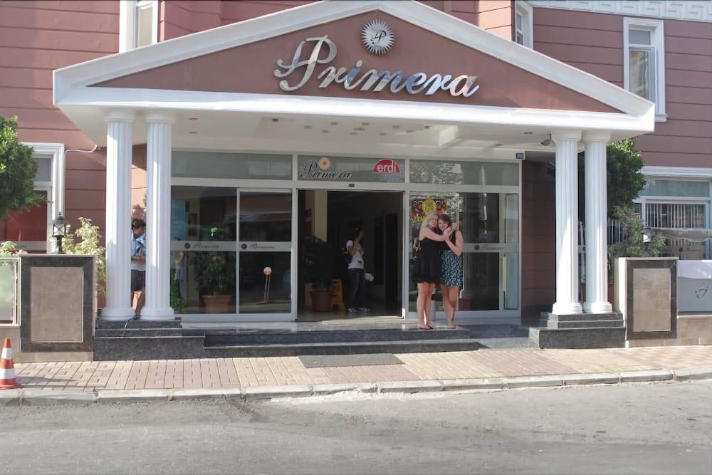 Primera Suite Hotel 1