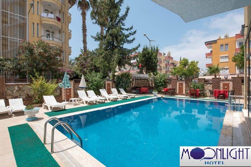 MOONLIGHT HOTEL 1