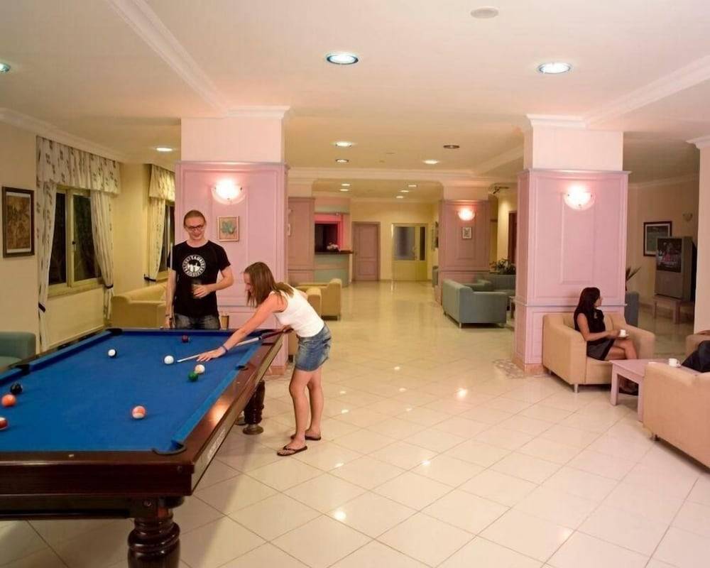 Eva Beach Hotel 2