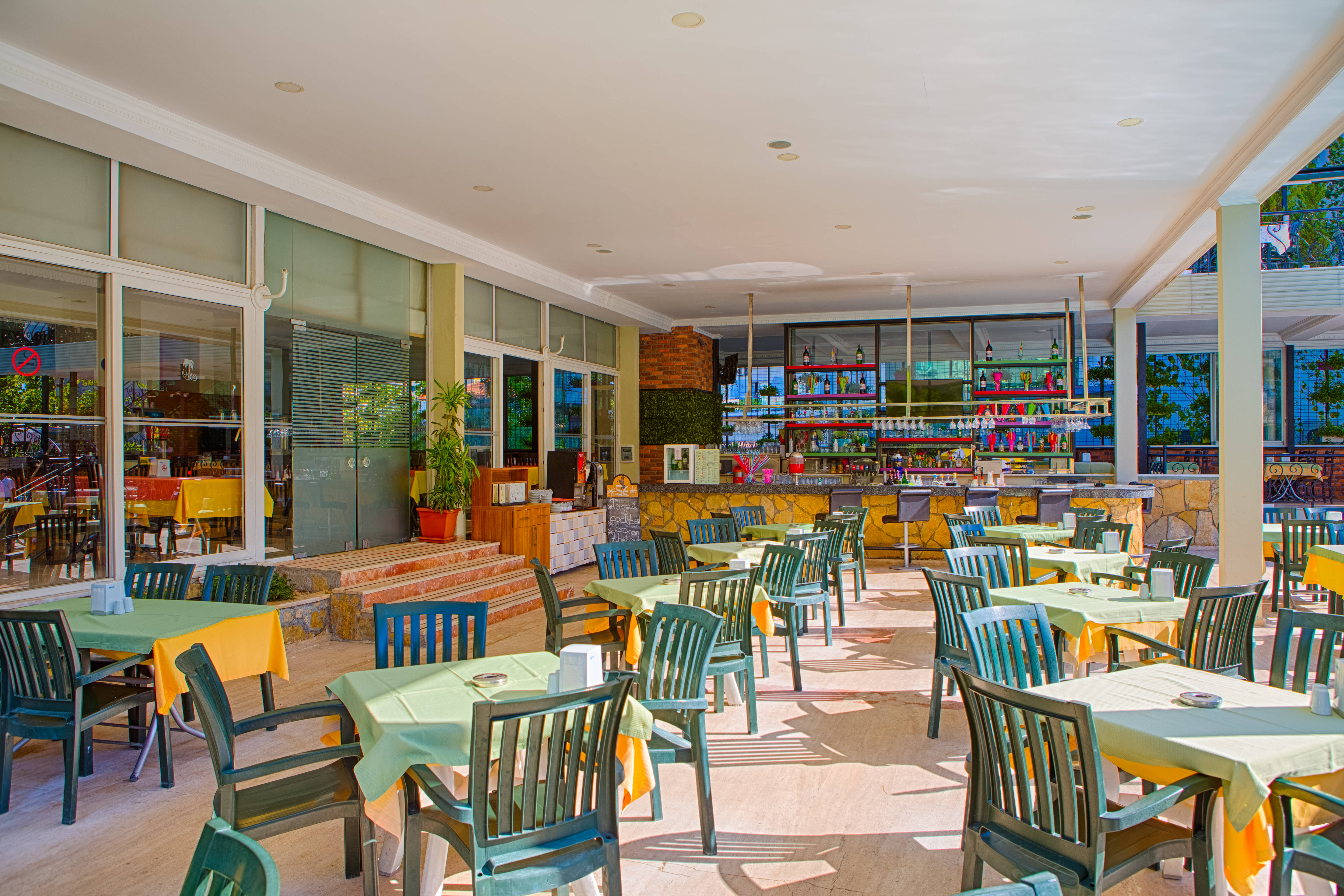 Gardenia Beach Hotel 2