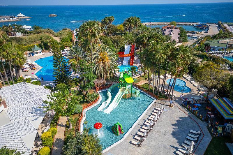 Q AVENTURA PARK 2