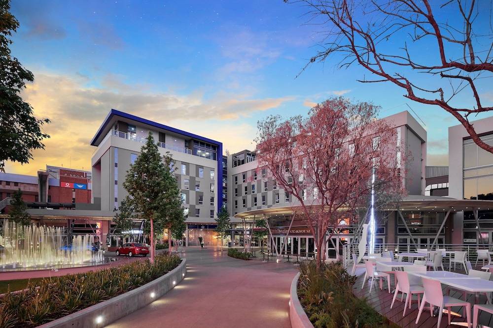 Protea Hotel by Marriott Pretoria Loftus Park 1