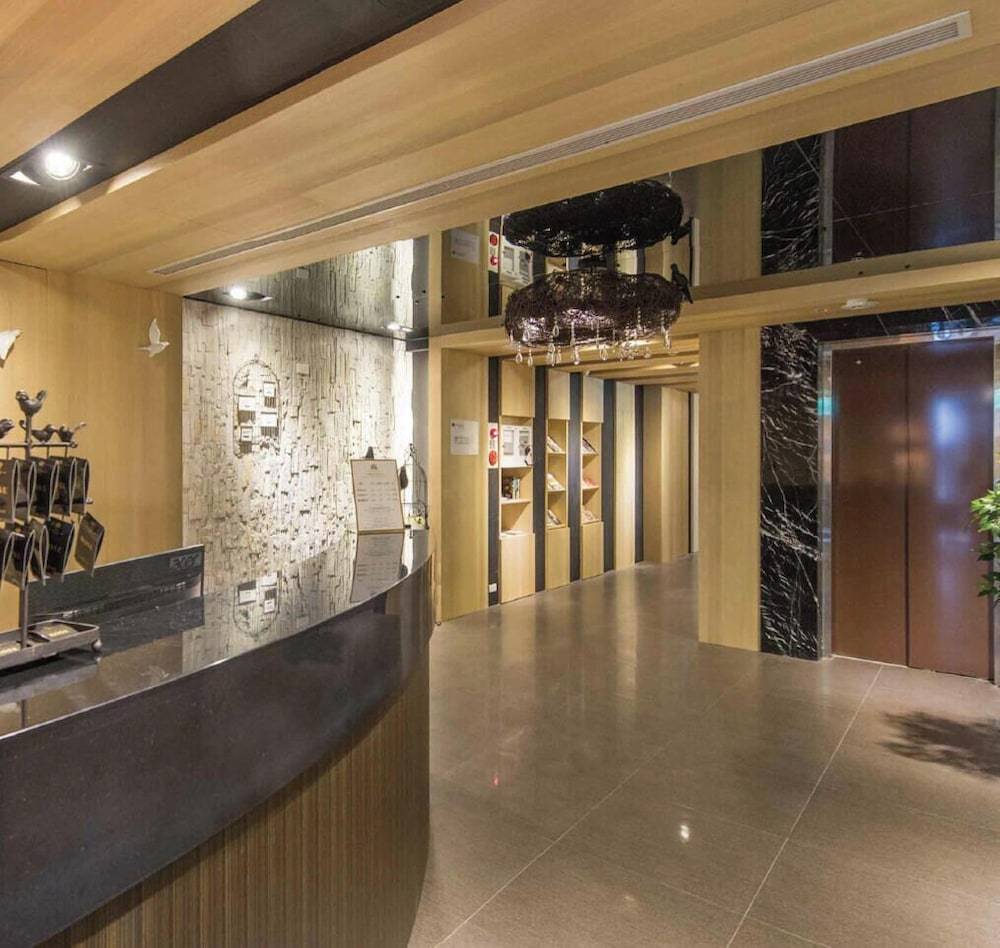 Royal Rose Hotel Ximen 1