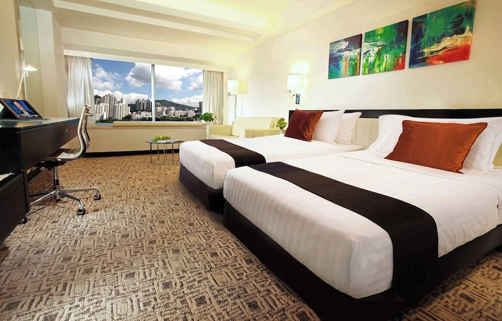 Regal Riverside Hotel 1