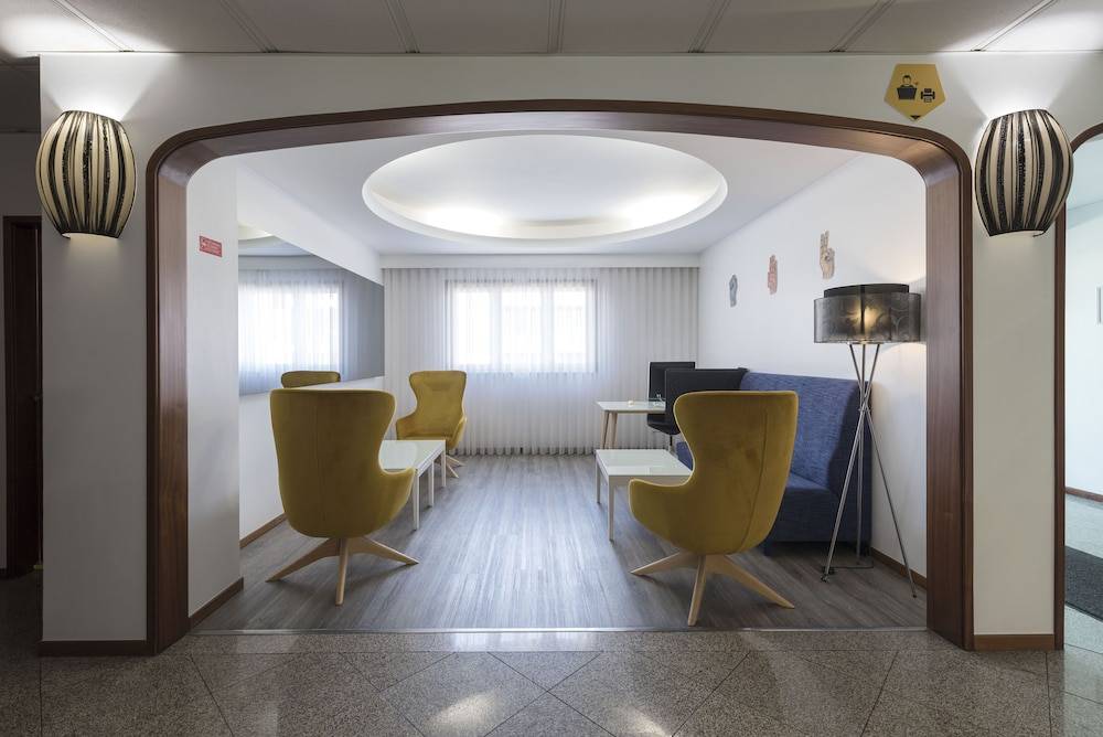 Varzinn Hotel 2