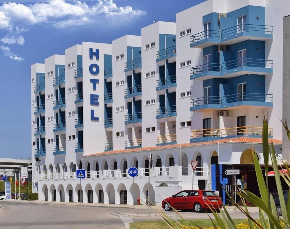 THE FOZ Beach Hotel 1