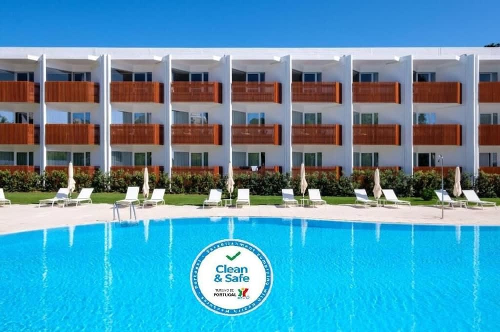 Malibu Foz Hotel - La Maison Younan 1