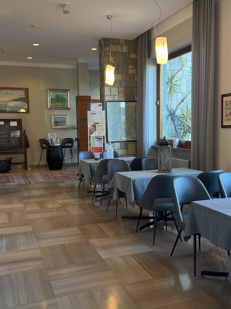 Hotel Alpi 2