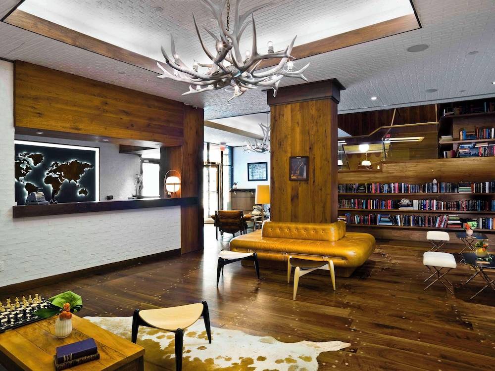 Gild Hall, A Thompson Hotel, by Hyatt 2