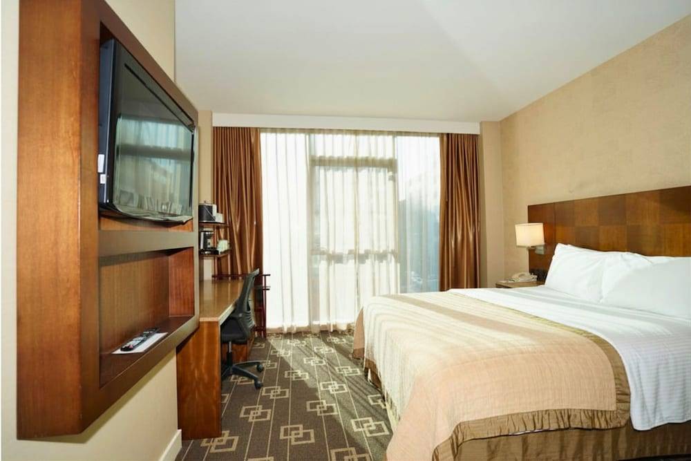 Wyndham Garden Chinatown 1