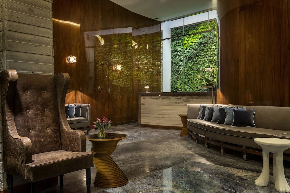 Hotel Hugo 1