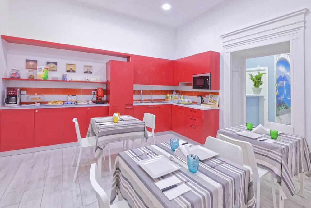 B&B Rest a Napoli 1