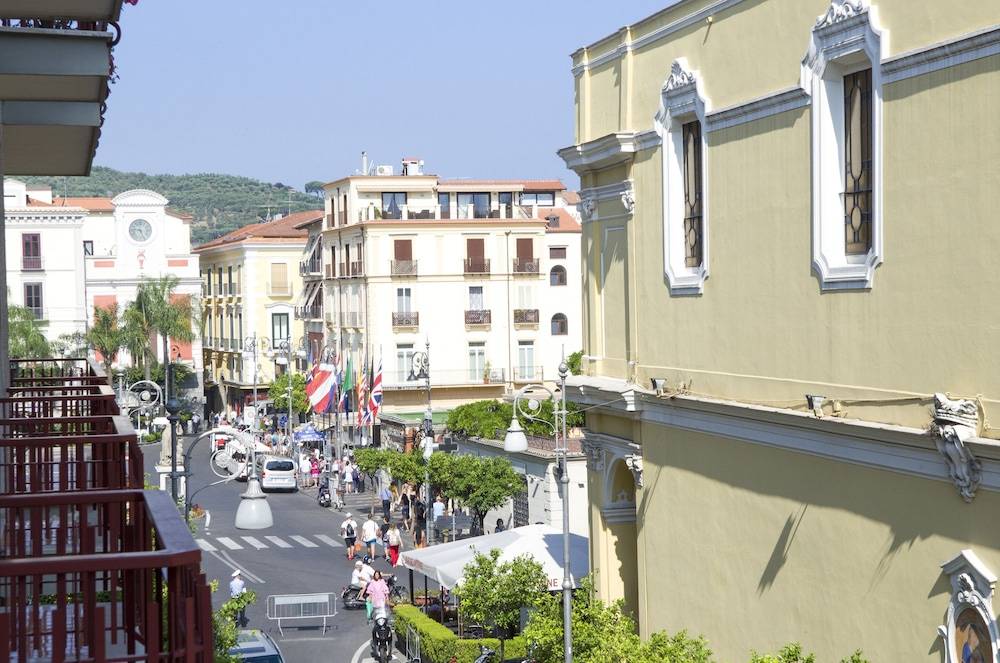 Palazzo Spasiano rooms - SORRENTO CENTER 1