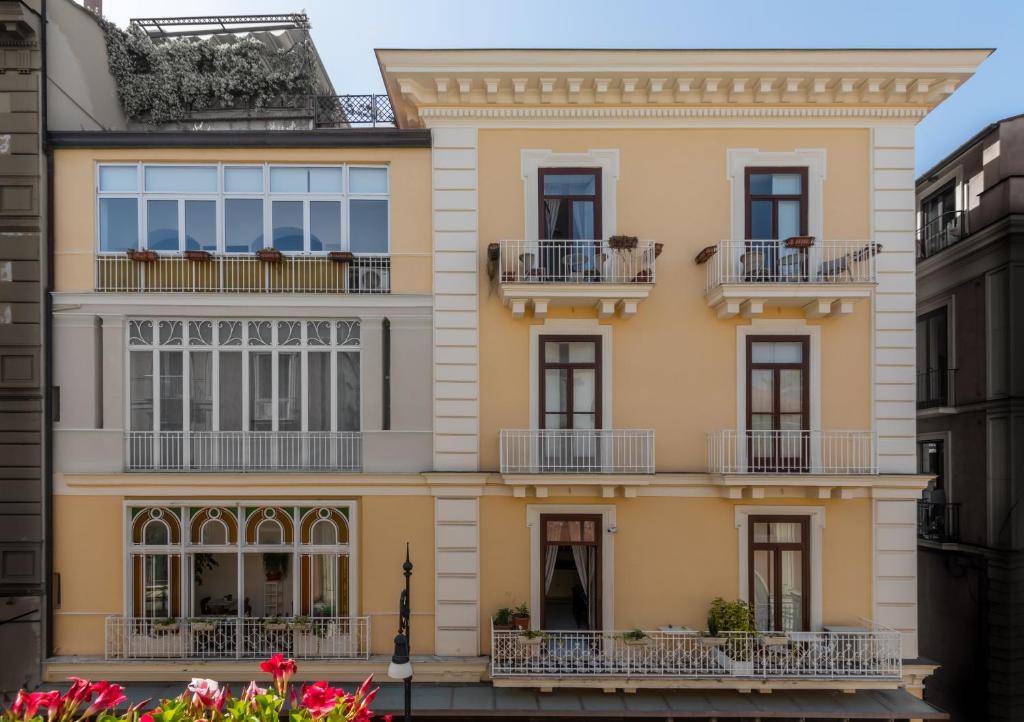 Palazzo Starace 1