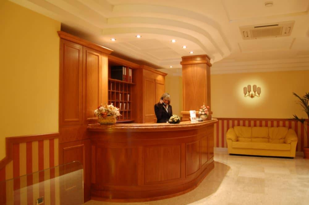 Hotel Joyfull 2