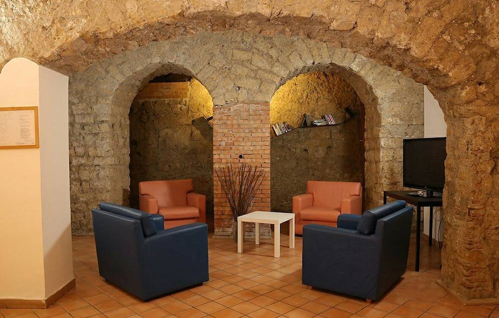 Caravaggio Hotel 2
