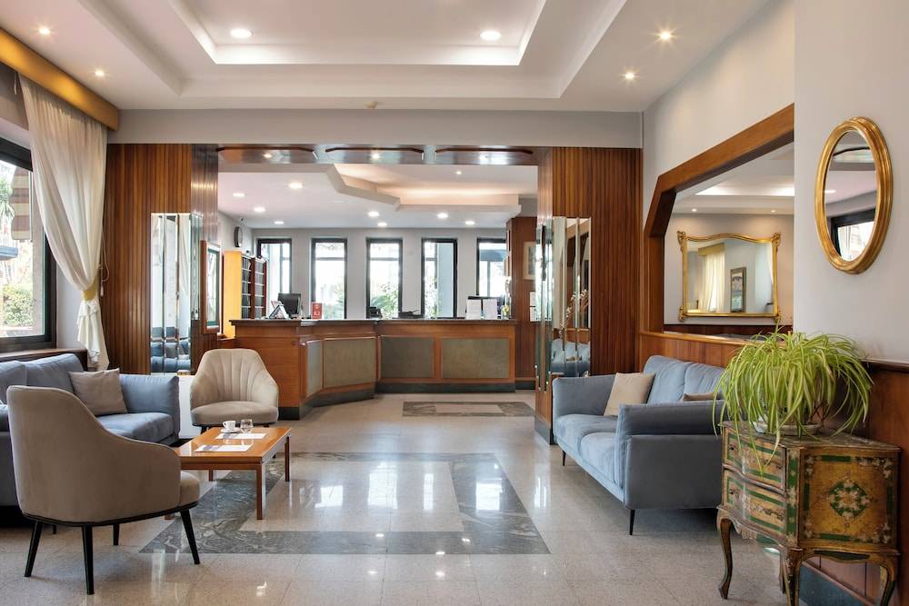 American Hotel 2