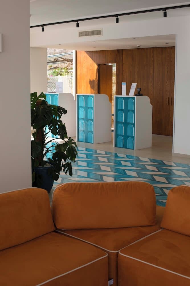Admiral Hotel 2